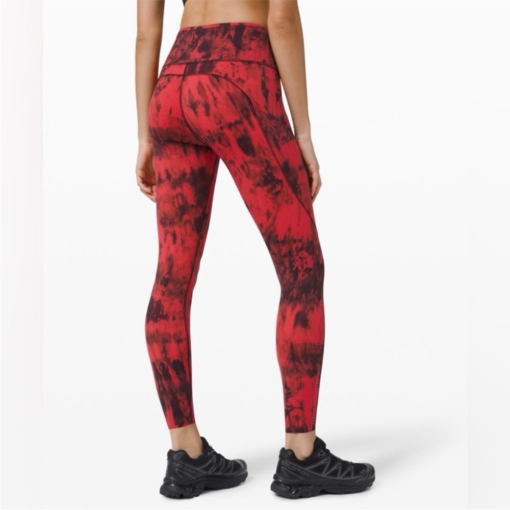 Lululemon Fast & Free Leggings – Red & Black Tie-Dye, Size 6